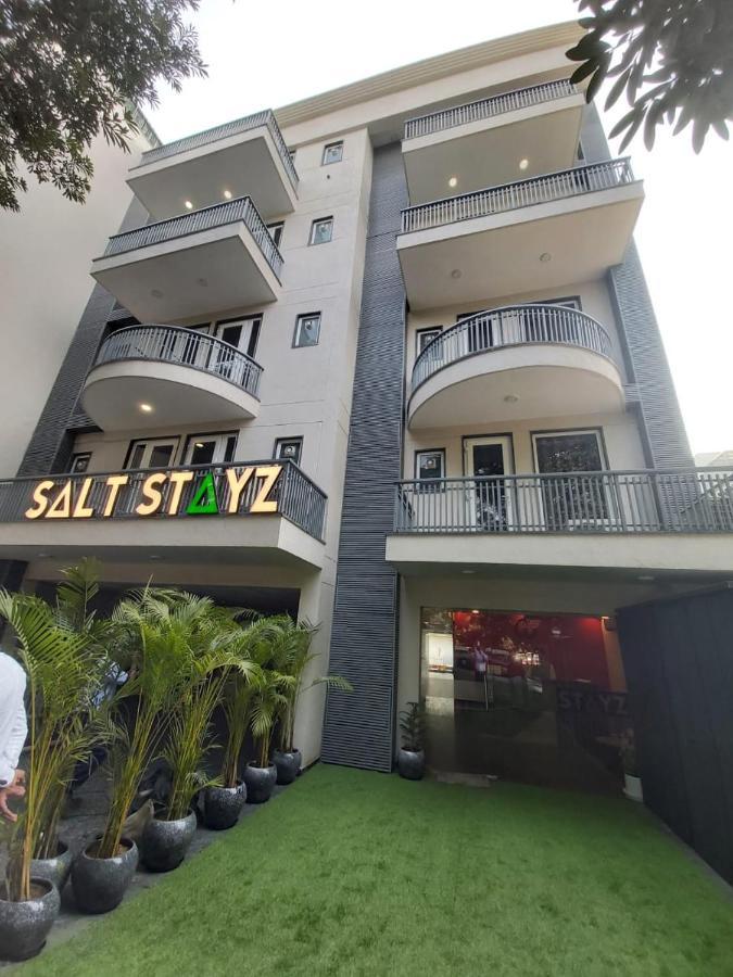 Saltstayz Hotel Huda City Center Gurgaon Exteriör bild